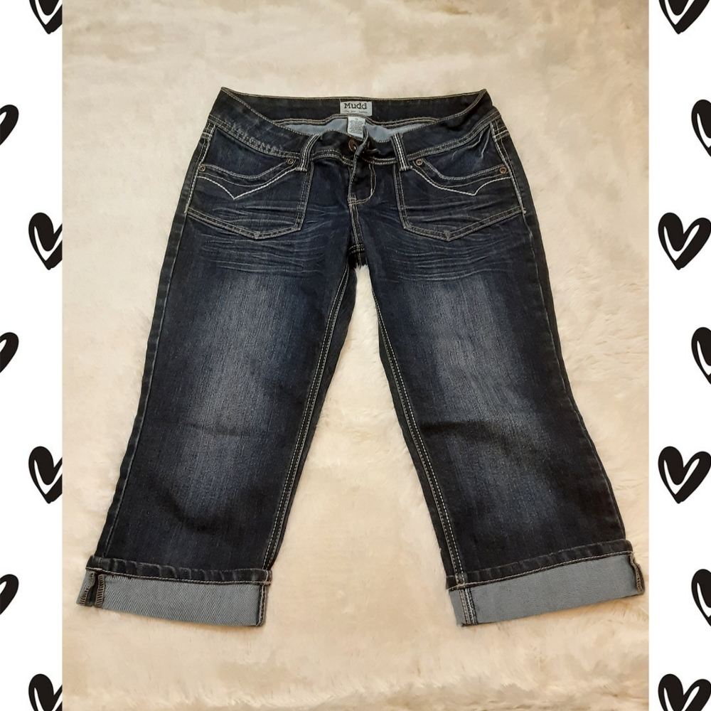 Dark Mudd Jean Capri Pants 11 EUC